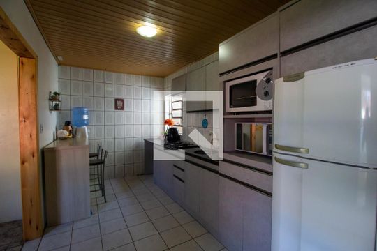 Cozinha de casa à venda com 3 quartos, 180m² em Campina, São Leopoldo
