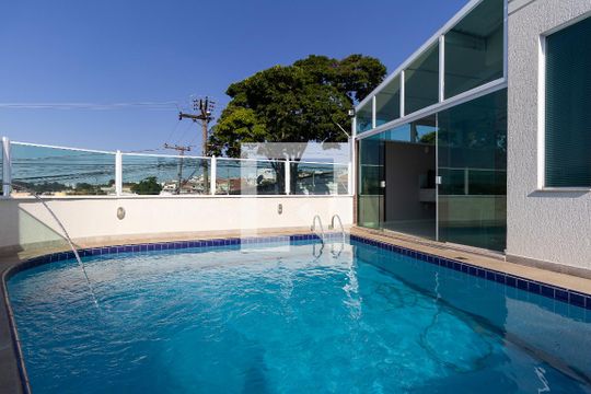 Piscina de casa à venda com 3 quartos, 220m² em Ponte de São João, Jundiaí