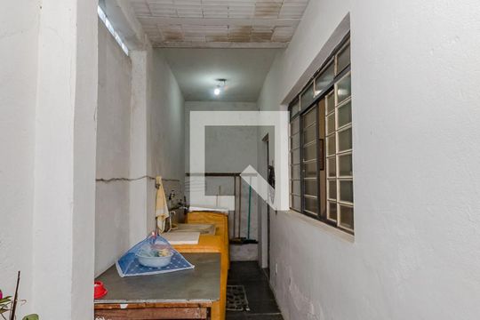 Área de Serviço de casa à venda com 3 quartos, 360m² em Bonsucesso (barreiro), Belo Horizonte