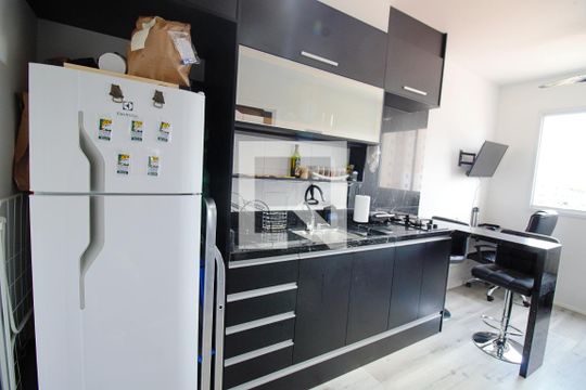 Cozinha de apartamento à venda com 1 quarto, 24m² em Paraíso do Morumbi, São Paulo