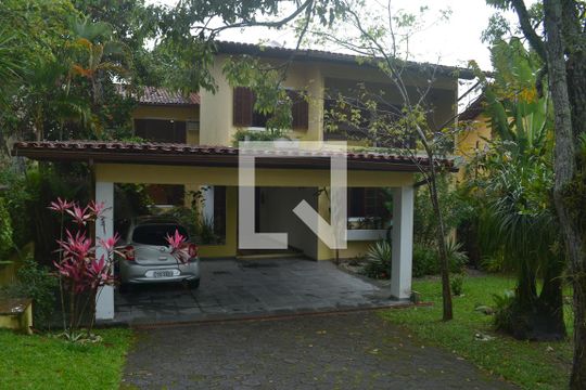 Casa de Condomínio à venda com 5 quartos, 350m² em Badu, Niterói