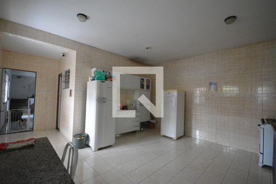 Cozinha de casa à venda com 3 quartos, 301m² em Váz Lobo, Rio de Janeiro