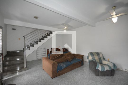 Sala de casa à venda com 3 quartos, 301m² em Váz Lobo, Rio de Janeiro