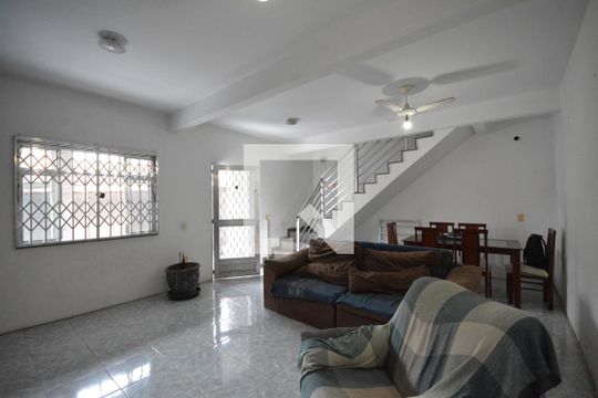 Sala de casa à venda com 3 quartos, 301m² em Váz Lobo, Rio de Janeiro