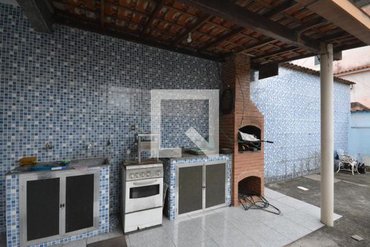 Churrasqueira de casa à venda com 3 quartos, 301m² em Váz Lobo, Rio de Janeiro