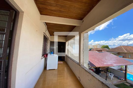 Área Externa de casa à venda com 2 quartos, 140m² em Campina, São Leopoldo
