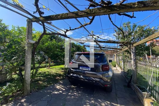 Garagem de casa para alugar com 2 quartos, 190m² em Scharlau, São Leopoldo