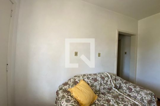 Sala de casa para alugar com 2 quartos, 190m² em Scharlau, São Leopoldo