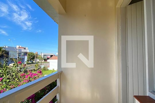 varanda de casa para alugar com 2 quartos, 190m² em Scharlau, São Leopoldo