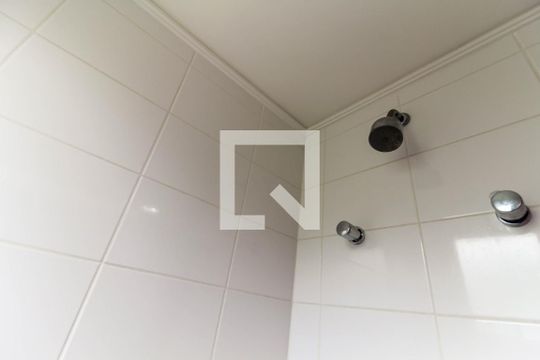 Banheiro de kitnet/studio para alugar com 1 quarto, 58m² em Mooca, São Paulo