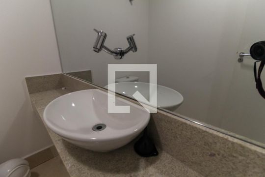Lavabo de kitnet/studio para alugar com 1 quarto, 58m² em Mooca, São Paulo