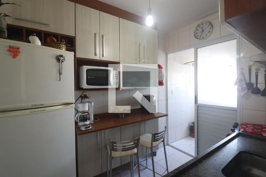 Cozinha  de apartamento à venda com 2 quartos, 60m² em Limão, São Paulo