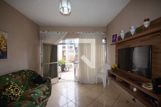 Sala de casa à venda com 4 quartos, 300m² em Jardim América, Rio de Janeiro