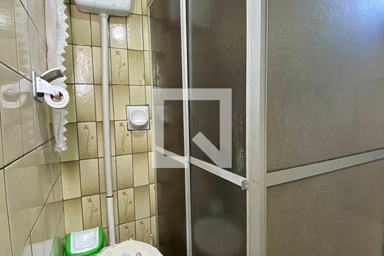 Banheiro  de casa à venda com 3 quartos, 110m² em Campina, São Leopoldo
