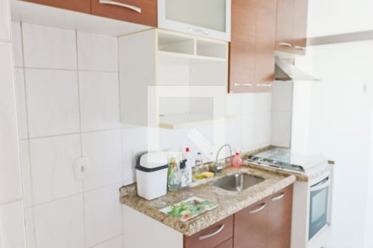 Cozinha de apartamento para alugar com 3 quartos, 58m² em Jardim das Vertentes, São Paulo