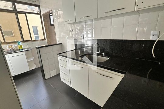 Cozinha de apartamento à venda com 3 quartos, 100m² em Recreio dos Bandeirantes, Rio de Janeiro
