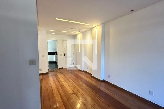 Sala de apartamento à venda com 3 quartos, 100m² em Recreio dos Bandeirantes, Rio de Janeiro