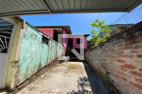 Garagem de casa à venda com 4 quartos, 140m² em Santa Teresa, São Leopoldo