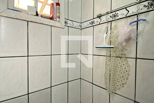 Banheiro Social de casa à venda com 4 quartos, 140m² em Santa Teresa, São Leopoldo