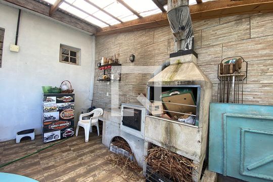 Churrasqueira de casa à venda com 4 quartos, 140m² em Santa Teresa, São Leopoldo