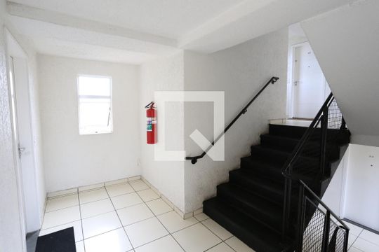 Hall de Entrada de apartamento à venda com 2 quartos, 45m² em Jardim Maringá, São Paulo