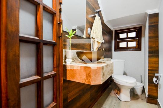 Lavabo de casa à venda com 3 quartos, 130m² em Parque Flamengo, Guarulhos