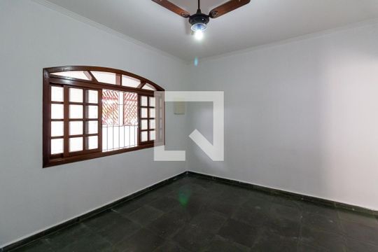 Casa para alugar com 1 quarto, 179m² em Vila Caiçara, Praia Grande