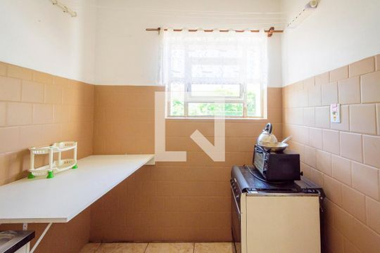Cozinha de kitnet/studio à venda com 1 quarto, 35m² em Azenha, Porto Alegre