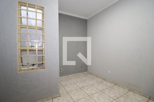 Quarto 2 de casa para alugar com 2 quartos, 50m² em Asa Sul, Brasília