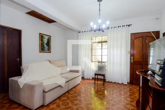 Sala de casa à venda com 2 quartos, 476m² em Vila Galvão, Guarulhos