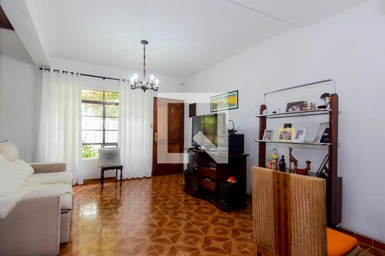 Sala de casa à venda com 2 quartos, 476m² em Vila Galvão, Guarulhos