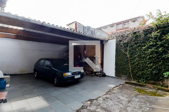 Garagem de casa à venda com 2 quartos, 476m² em Vila Galvão, Guarulhos