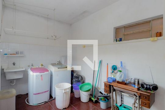 Área de Serviço de casa à venda com 2 quartos, 476m² em Vila Galvão, Guarulhos