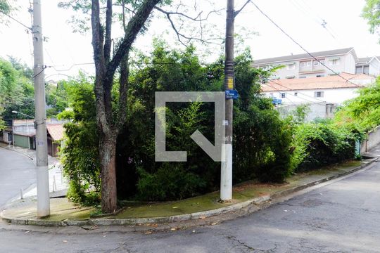Fachada ( Casa de Esquina ) de casa à venda com 2 quartos, 476m² em Vila Galvão, Guarulhos