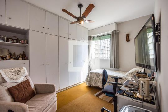 Quarto 1 de apartamento à venda com 3 quartos, 100m² em Jardim Paulista, São Paulo