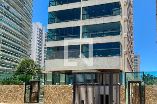 Fachada de apartamento para alugar com 4 quartos, 300m² em Vila Luis Antônio, Guarujá
