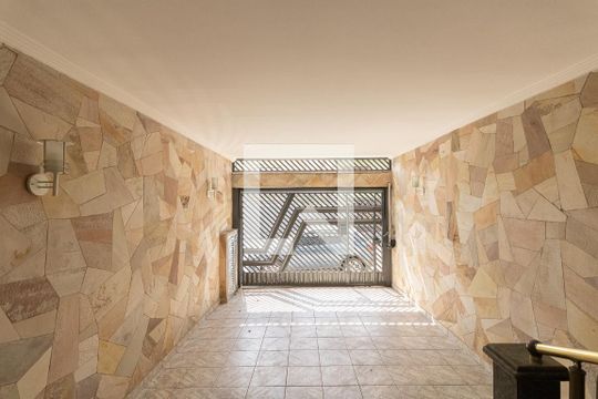 Vista da Sala de casa à venda com 2 quartos, 170m² em Vila Vera, São Paulo