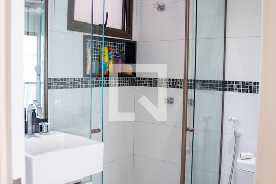 Banheiro da Suíte 1 de apartamento à venda com 4 quartos, 280m² em Recreio dos Bandeirantes, Rio de Janeiro