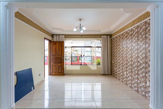 Sala de casa à venda com 3 quartos, 300m² em Jardim Santo André, Santo André