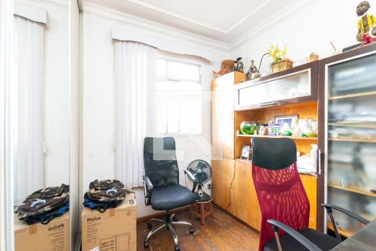 Apartamento à venda com 4 quartos, 170m² em Jardim América, Belo Horizonte