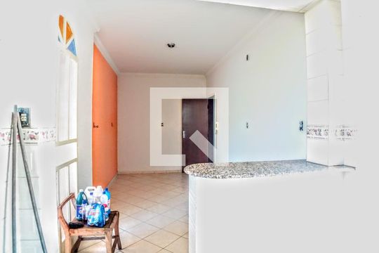 Casa à venda com 4 quartos, 516m² em Santa Efigênia, Belo Horizonte