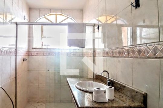 Casa à venda com 4 quartos, 516m² em Santa Efigênia, Belo Horizonte