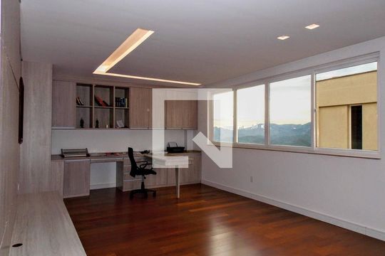 Casa de Condomínio à venda com 5 quartos, 723m² em Quintas do Sol, Nova Lima