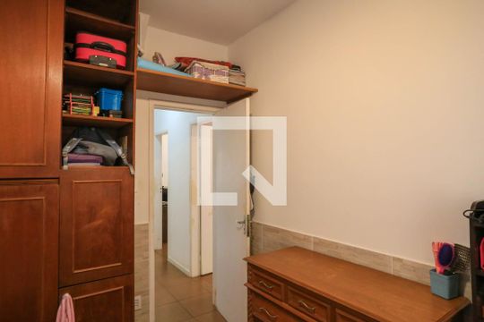 Quarto de apartamento para alugar com 3 quartos, 136m² em Serra, Belo Horizonte