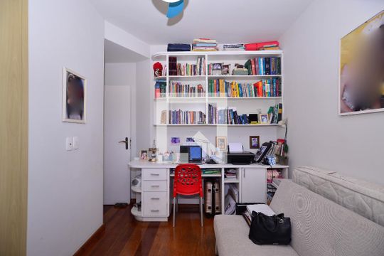 Apartamento à venda com 4 quartos, 180m² em Santa Cruz, Belo Horizonte