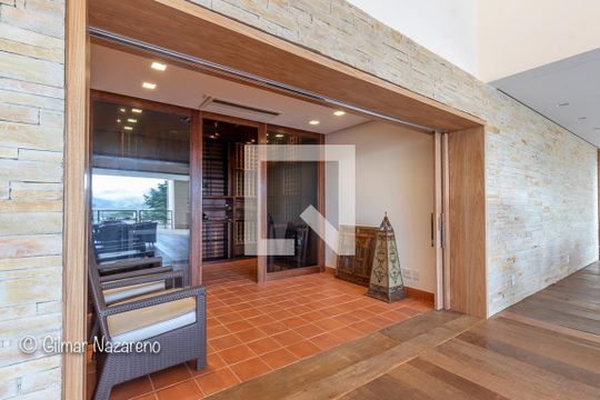Casa de Condomínio à venda com 5 quartos, 970m² em Quintas do Sol, Nova Lima