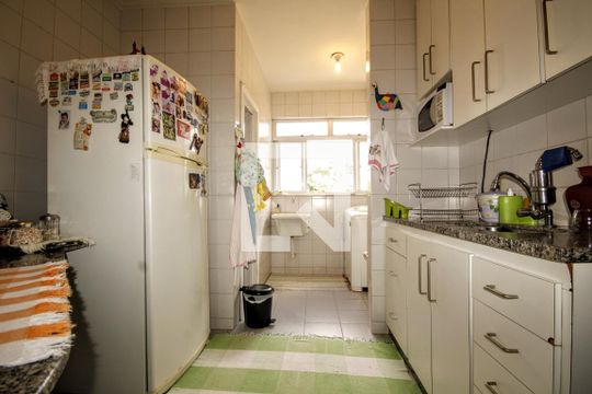 Apartamento à venda com 4 quartos, 177m² em Santa Efigênia, Belo Horizonte