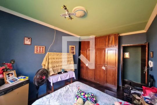 Casa à venda com 5 quartos, 331m² em São João Batista, Belo Horizonte