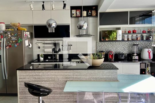 Apartamento à venda com 2 quartos, 70m² em Vila da Serra, Nova Lima