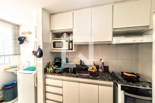Apartamento à venda com 2 quartos, 56m² em Esplanada, Belo Horizonte